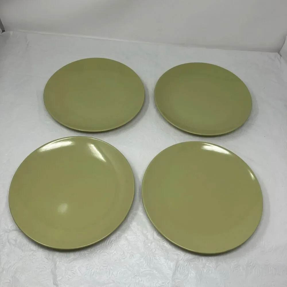 IKEA Dinnerware Fargrik Luncheon Plates Set Of 4 Avocado Green 21963 8-3/4”